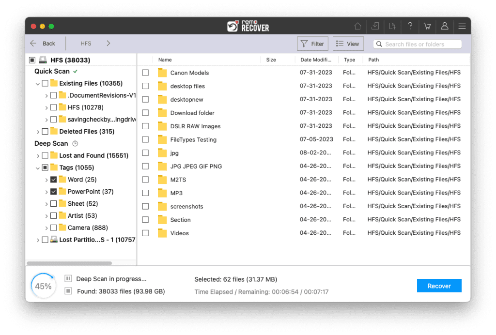 lists the recovered photos and other data from the drive.