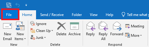 Ouvrez Outlook et cliquez sur l'onglet Fichier pour extraire les adresses e-mail des dossiers de messagerie dans Outlook